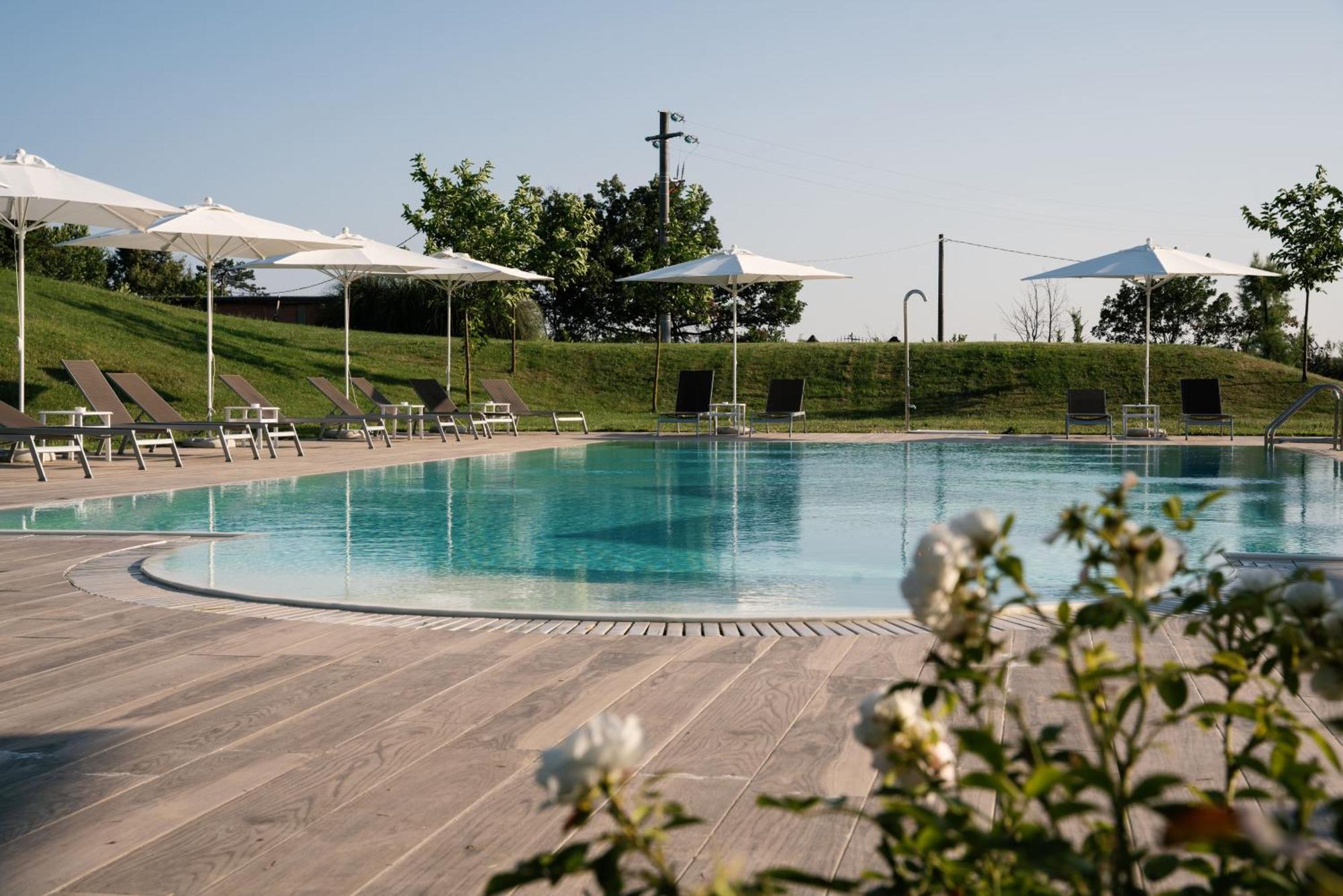 Relais Villa Pomela Novi Ligure Exterior photo